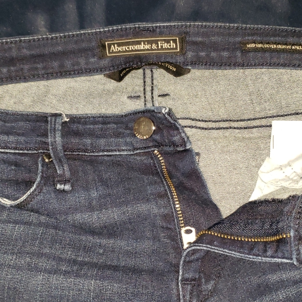 Women's jeans